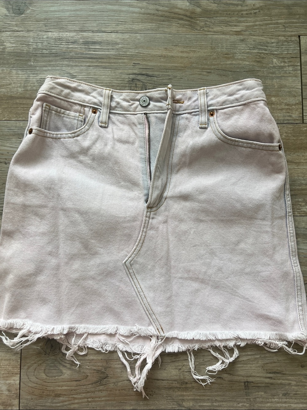 Abercrombie & Fitch Pale Pink Frayed-Hem Mini Skirt